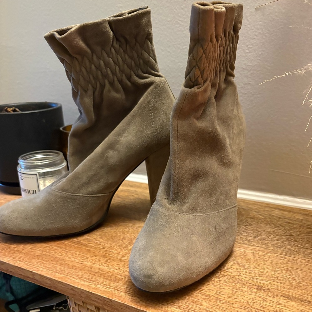 Stuart Weitzman taupe/grey suede heel booties